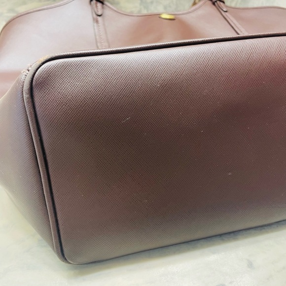 Coach  Brown Classic Leather Tote - Picture 15 of 16